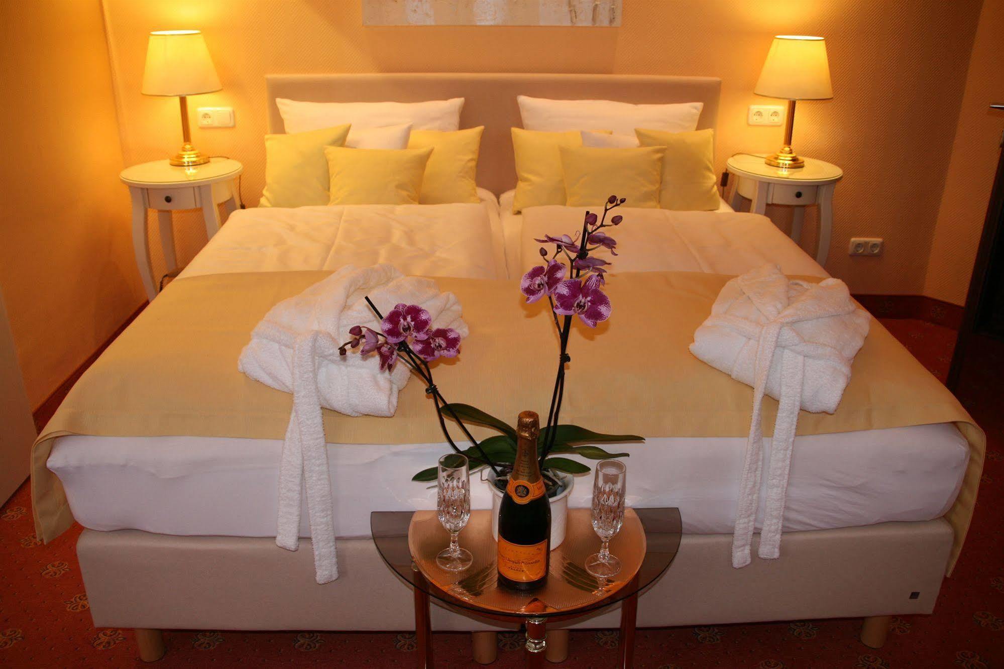 Modena Gasthuis 3*